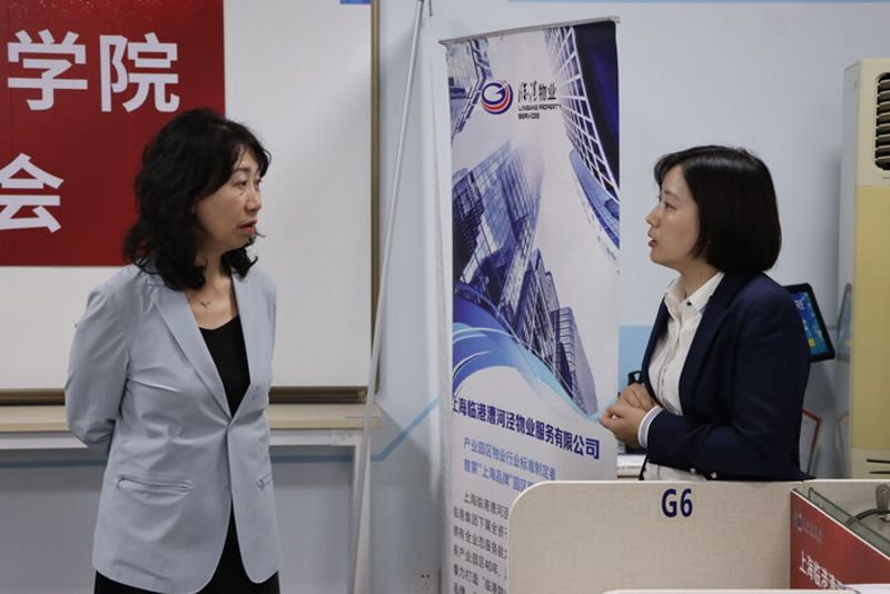 张滟院长与用人单位交流