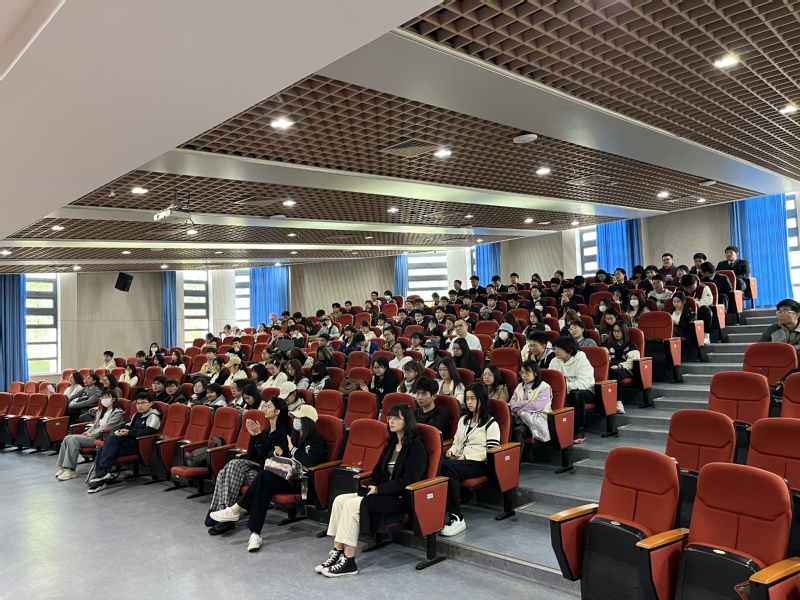 企业宣讲活动现场